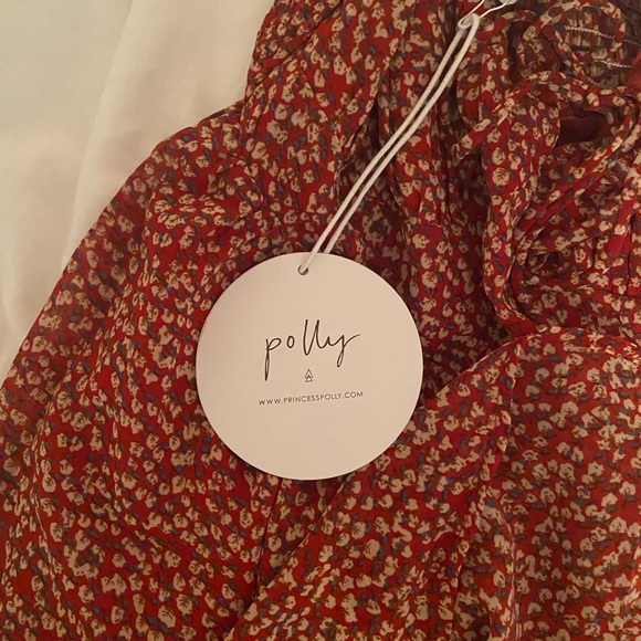 Princess Polly Dresses & Skirts - Floral Princess Polly dress